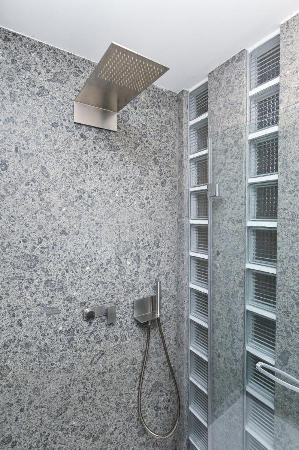 The Essential Trastevere Design Studio Roma Exterior foto